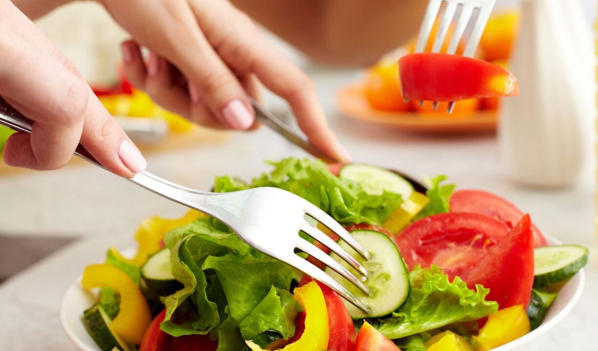 vegetable salad during deworming